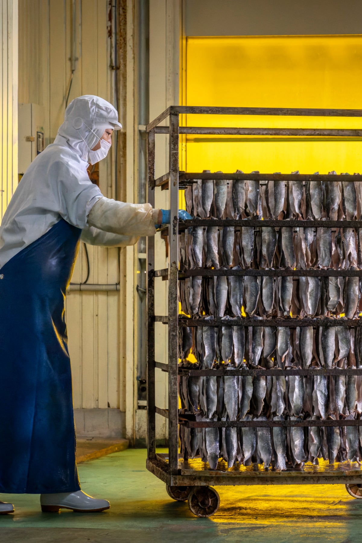 画像:魚の甘露煮の製造工程